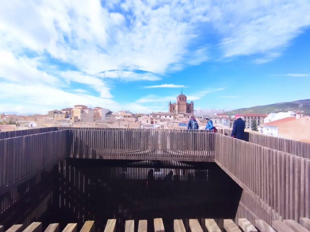 TORRE DEL HOMENAJE